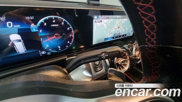 Mercedes-Benz GLB-Class 2020 — Şəkil 8/20