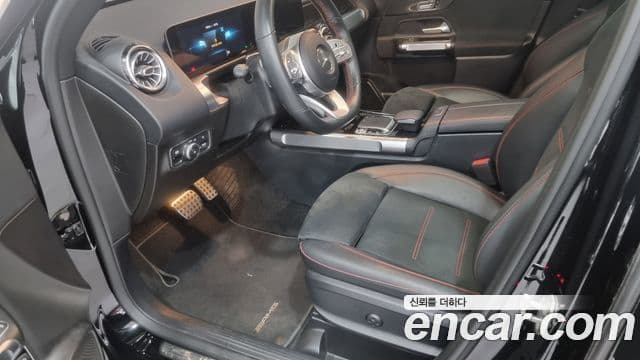 Mercedes-Benz GLB-Class 2020 — фото 9 из 20