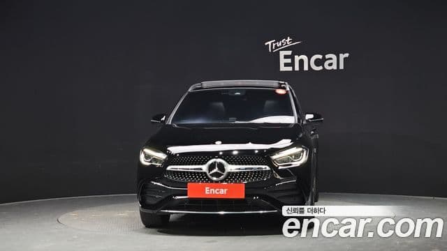 Mercedes-Benz GLA-Class 2020 — Şəkil 3/20