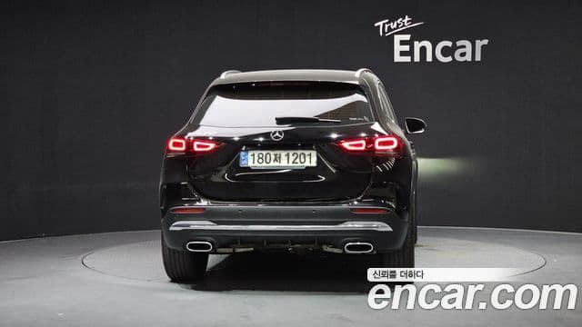 Mercedes-Benz GLA-Class 2020 — фото 4 из 20