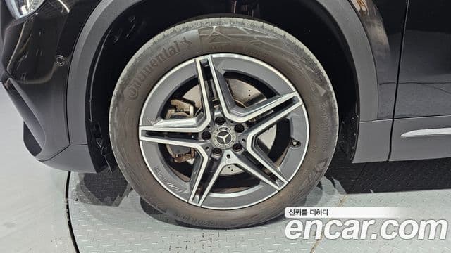 Mercedes-Benz GLA-Class 2020 — Şəkil 5/20
