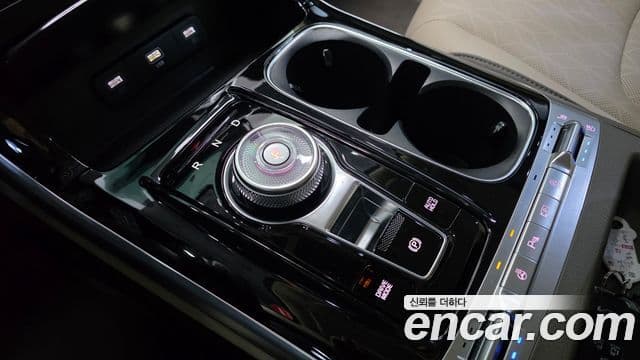 Kia Carnival 2023 — Фото 9/20