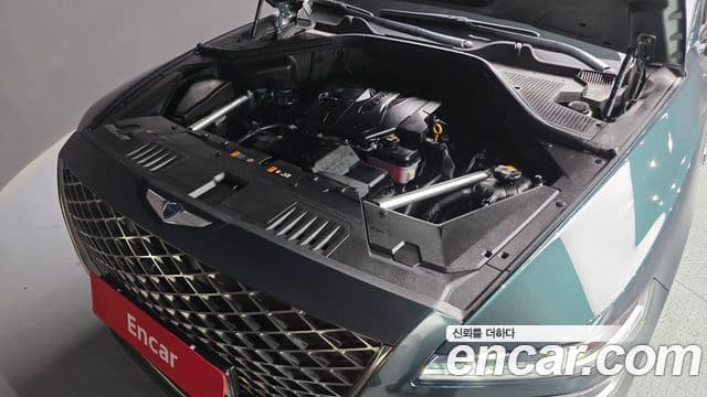 Genesis GV80 2021 — ფოტო 6/20