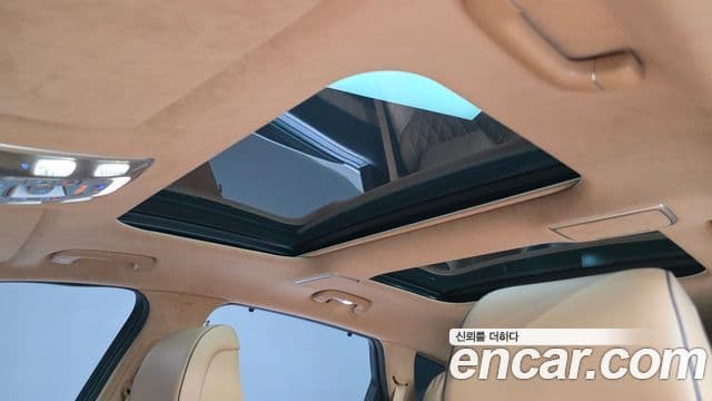 Genesis GV80 2021 — ფოტო 19/20