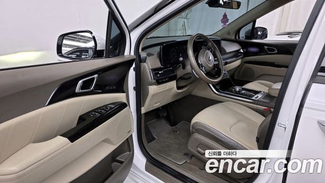 Kia Carnival 2021 — Şəkil 10/20