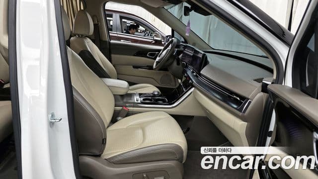 Kia Carnival 2021 — Şəkil 11/20