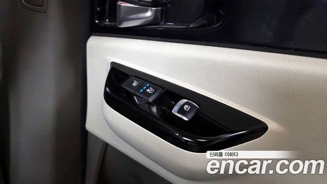Kia Carnival 2021 — Şəkil 19/20