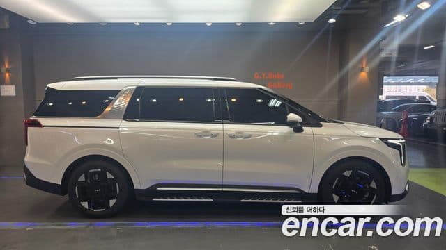Kia Carnival 2025 — ფოტო 10/20