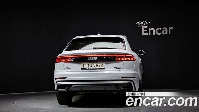 Audi Q7 2020 — Фото 4/20