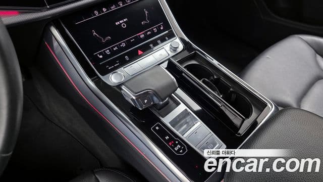 Audi Q7 2020 — Фото 9/20