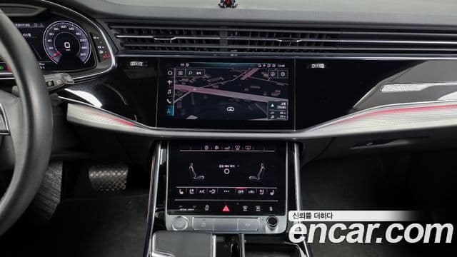 Audi Q7 2020 — Фото 14/20