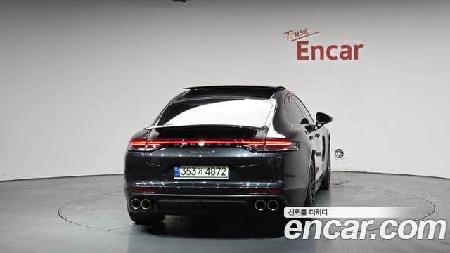 Porsche Panamera 2021 — ფოტო 12/20
