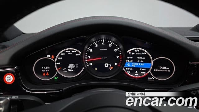 Porsche Panamera 2021 — ფოტო 18/20