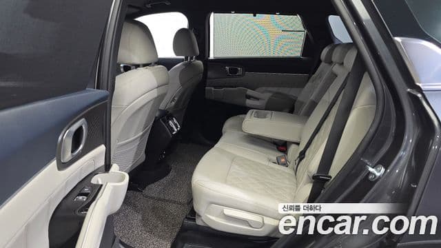 Kia Sorento 2021 — ფოტო 11/20