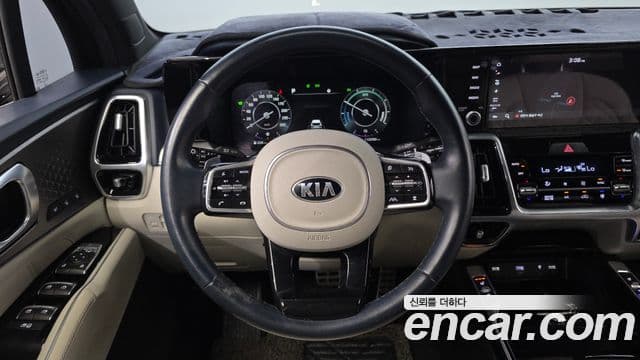 Kia Sorento 2021 — ფოტო 13/20