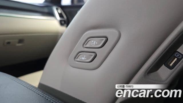 Kia Sorento 2021 — ფოტო 18/20