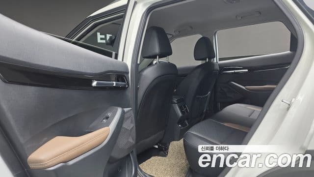 Kia Seltos 2022 — Şəkil 16/20