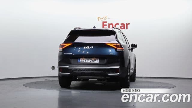 Kia Sportage 2022 — ფოტო 4/20