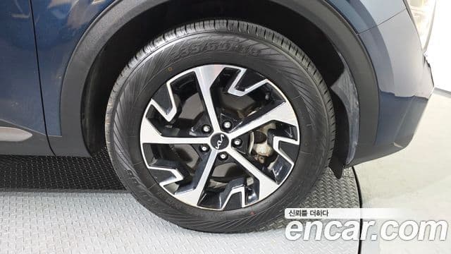 Kia Sportage 2022 — ფოტო 5/20