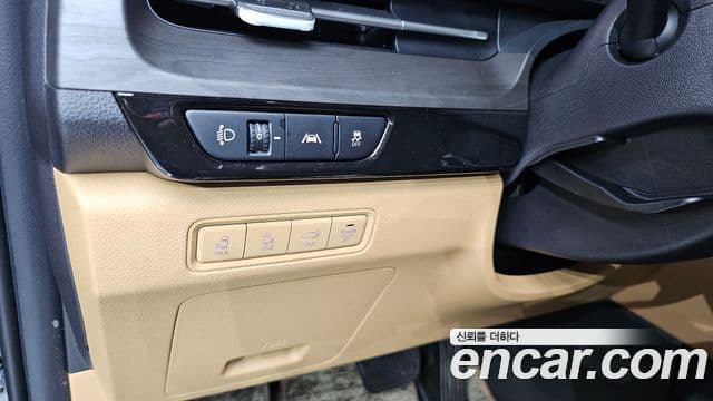 Kia Carnival 2022 — Şəkil 14/20