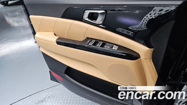 Kia Carnival 2022 — Şəkil 15/20