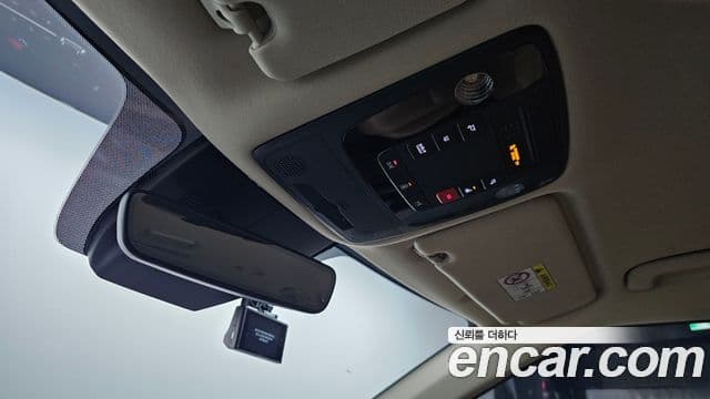 Kia Carnival 2022 — Şəkil 16/20