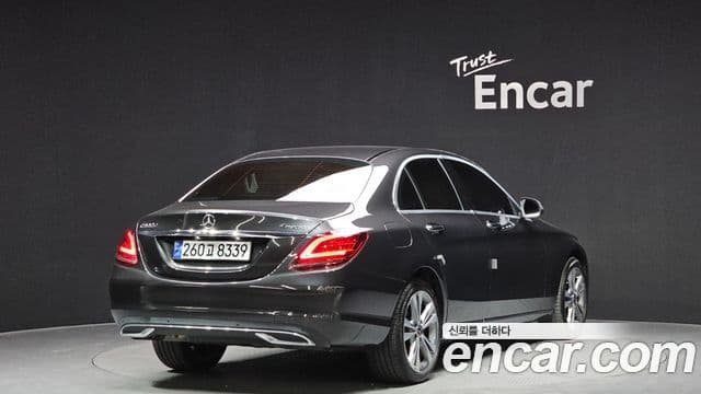 Mercedes-Benz C-Class 2020 — Şəkil 2/20