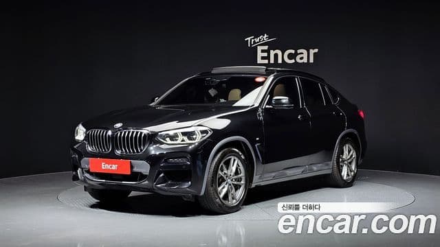 BMW X4 2020 — Фото 1/20