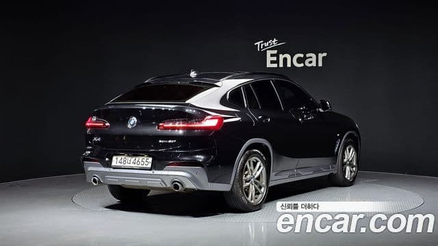 BMW X4 2020 — Фото 2/20