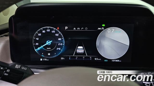 Kia Carnival 2020 — Фото 8/20