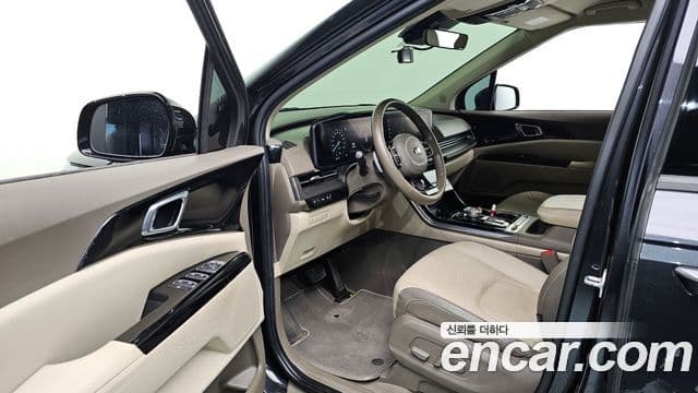 Kia Carnival 2020 — Фото 11/20