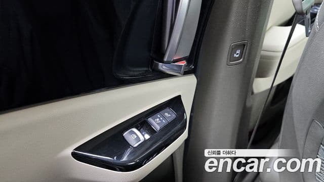 Kia Carnival 2020 — Şəkil 17/20