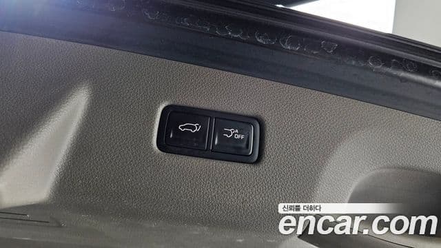 Kia Carnival 2020 — Фото 19/20