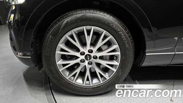 Genesis GV80 2023 — Photo 1/20