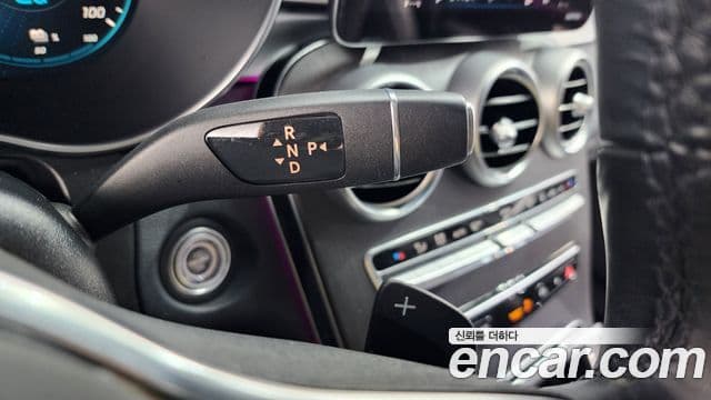 Mercedes-Benz GLC-Class 2021 — ფოტო 9/20