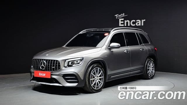 Mercedes-Benz GLB-Class 2021 — Фото 1/20
