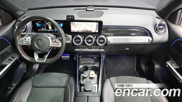 Mercedes-Benz GLB-Class 2021 — Фото 7/20