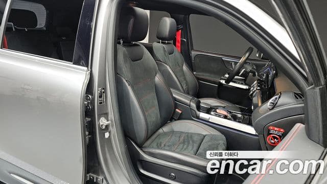 Mercedes-Benz GLB-Class 2021 — Фото 12/20