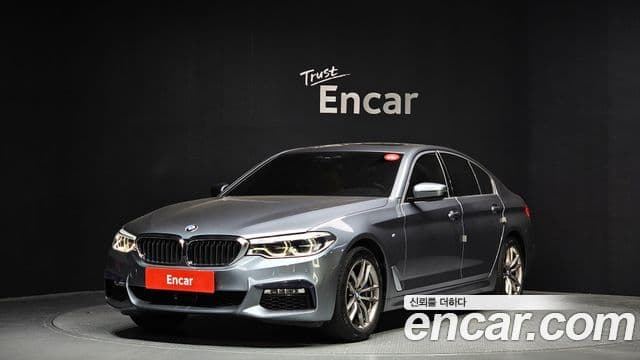 BMW 5 Series 2018 — Şəkil 18/20