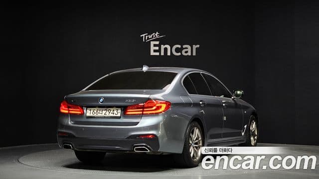BMW 5 Series 2018 — Şəkil 5/20
