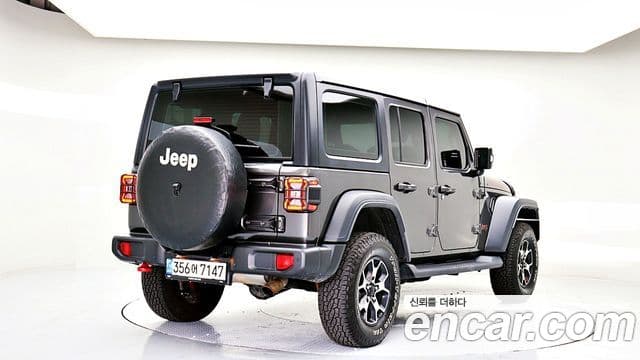 Jeep Wrangler 2022 — Фото 2/20