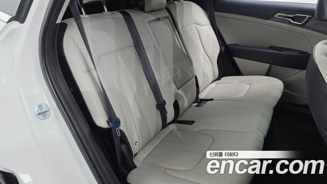 Kia Sportage 2022 — Фото 12/20