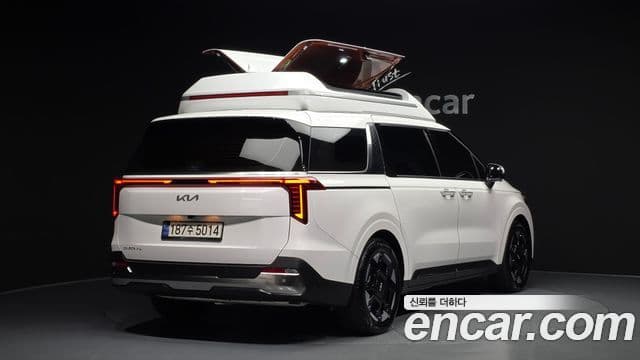 Kia Carnival 2023 — Şəkil 2/20