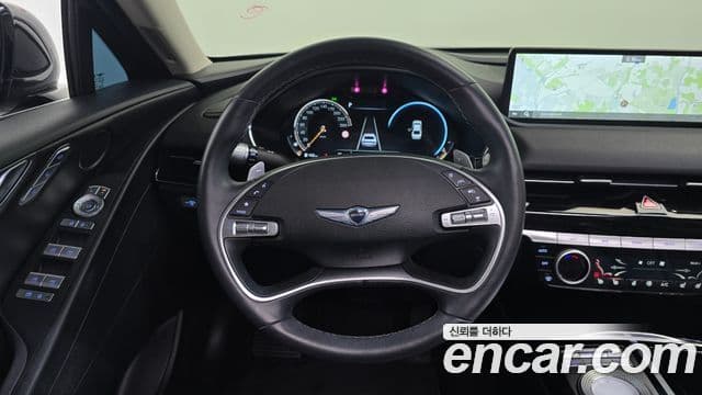 Genesis Electrified G80 2021 — ფოტო 13/20