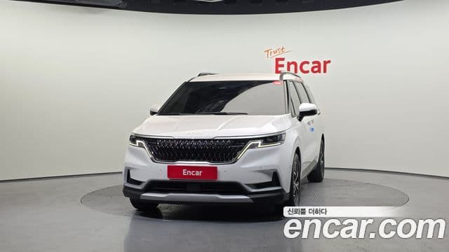 Kia Carnival 2022 — ფოტო 3/20