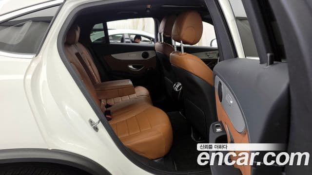 Mercedes-Benz GLC-Class 2022 — ფოტო 12/20