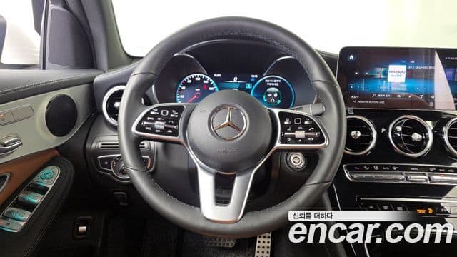 Mercedes-Benz GLC-Class 2022 — ფოტო 13/20