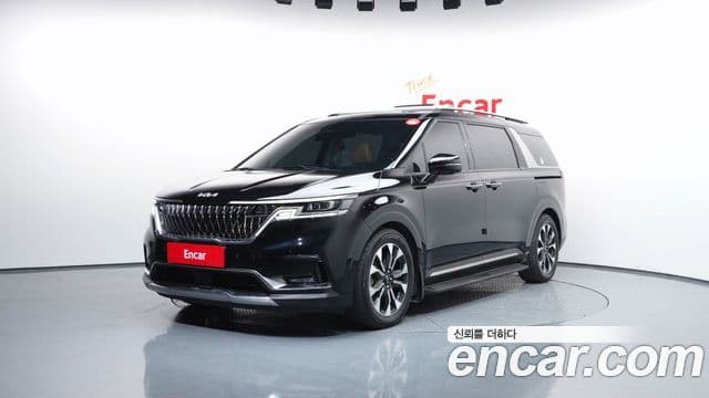 Kia Carnival 2023 — Фото 1/20