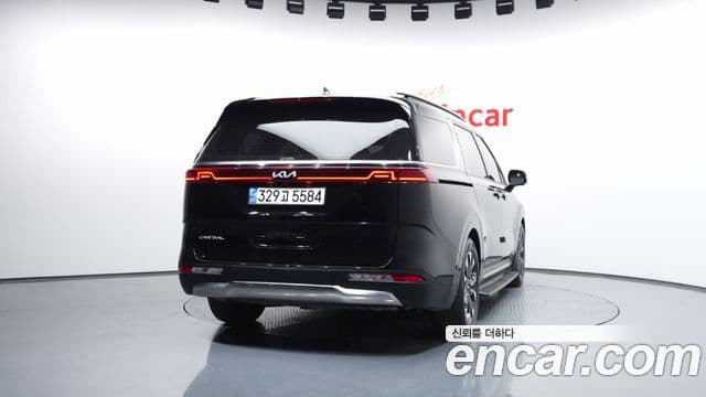 Kia Carnival 2023 — Фото 4/20