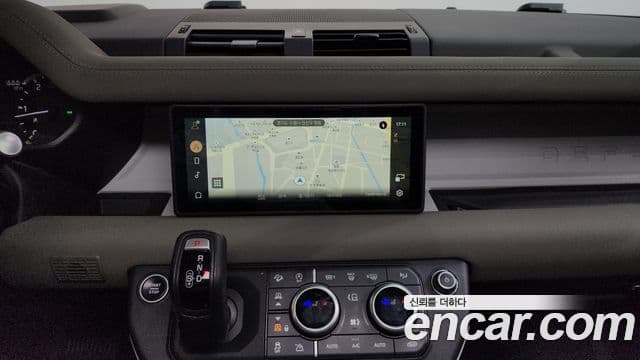 Land Rover Defender 2022 — Şəkil 14/20